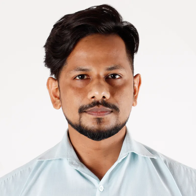 Naveen, Visual Designer