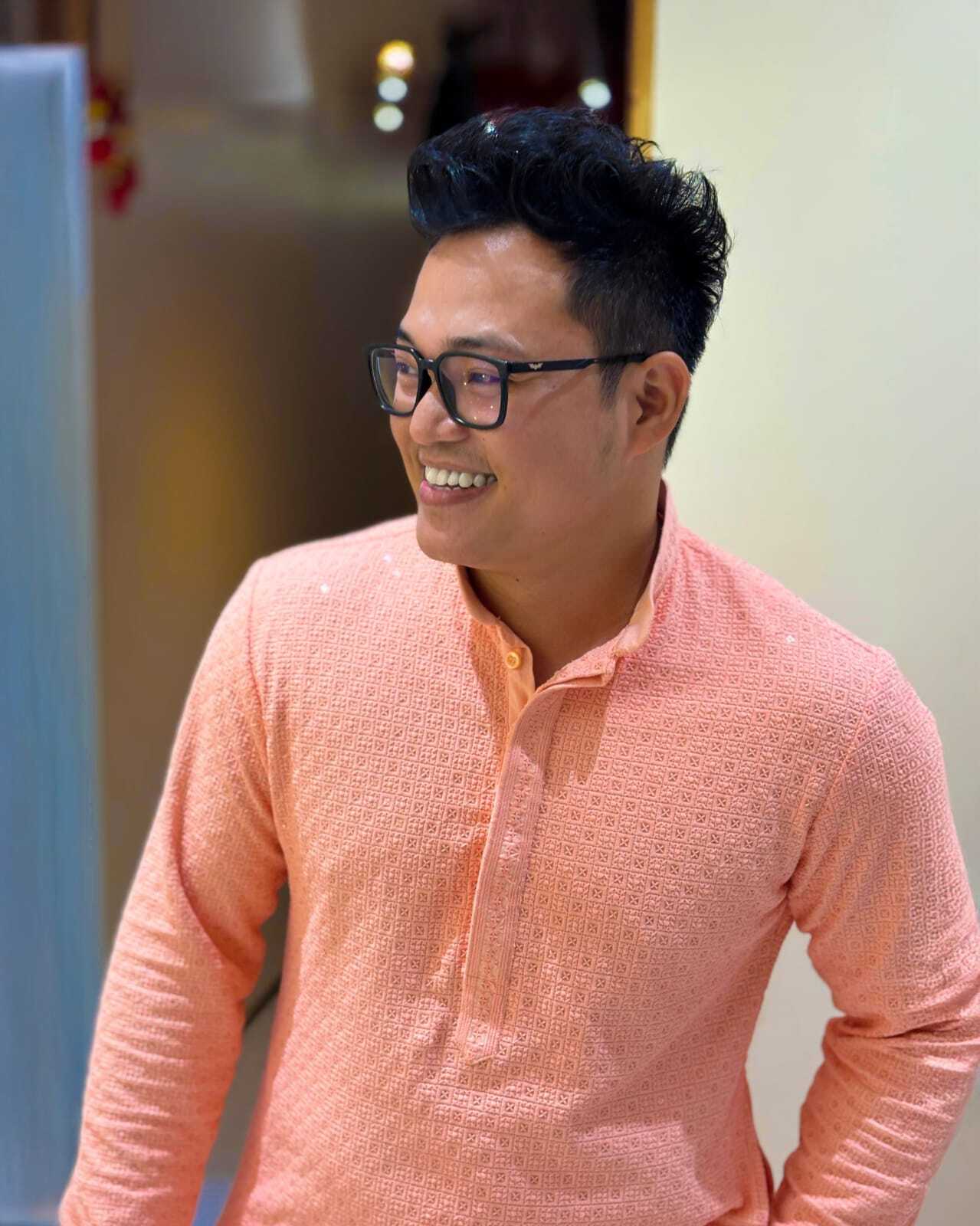 Deva, Visual Designer